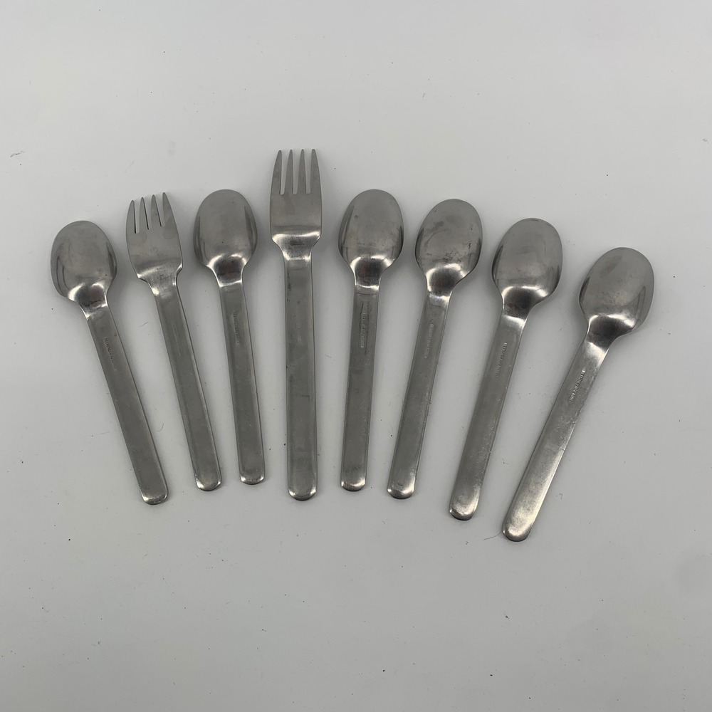 Retroneu 18/8 Stainless Steel Flatware Set‎ 8pc Forks Spoons Korea MCM - Picture 2 of 6